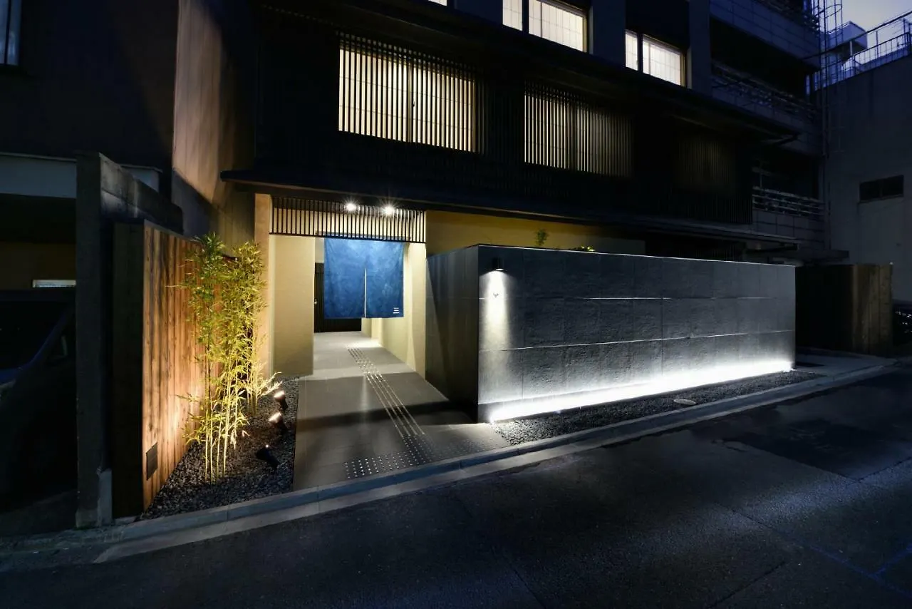 Kyoto Machiyado Shijokarasuma Hotel